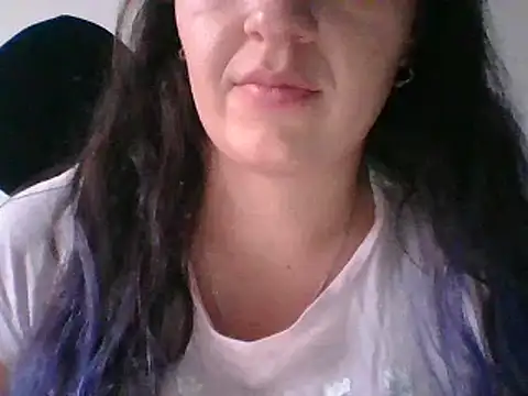  karlie kloss  online show from 01.25.25