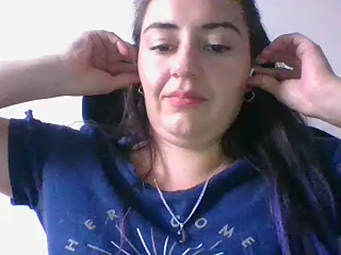  karlie kloss  online show from 01.29.25