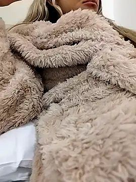 fofinhaa12 online show from 02.10.26