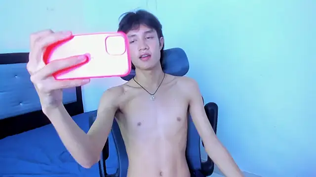 Snapshot of Johhan__Lee chatting on 02.09.25 Johhan Lee online show from 02.09.25