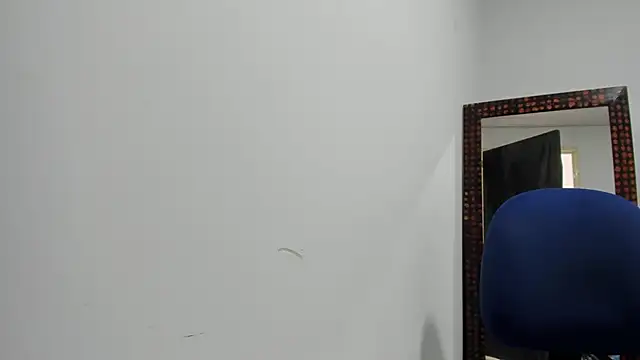 Karljensen33 online show from 12.20.24