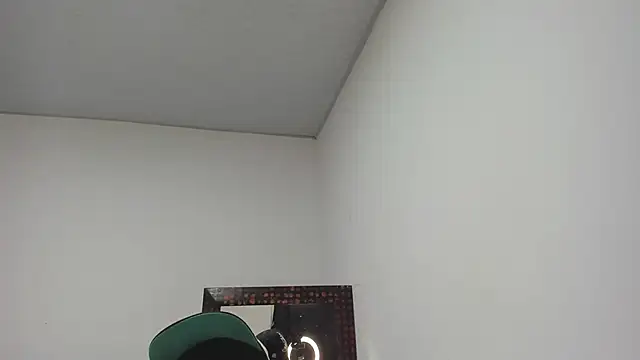 Karljensen33 online show from 02.26.25