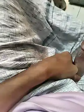 Snapshot of jonypl chatting on 01.18.25 jonypl online show from 01.18.25