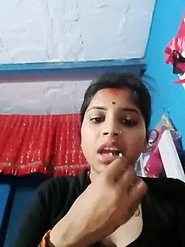 Snapshot of Nisha_Cute chatting on 05.18.26 Nisha Cute online show from 05.18.26