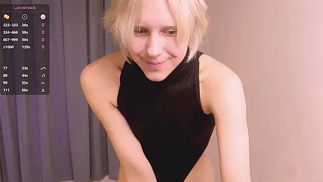 Snapshot of edward_holy chatting on 12.18.24 edward holy online show from 12.18.24