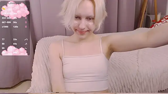 Snapshot of edward_holy chatting on 03.05.25 edward holy online show from 03.05.25