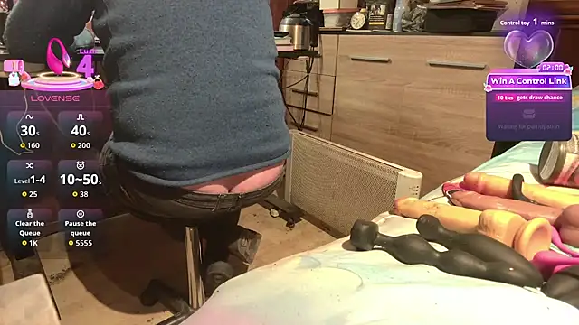 Snapshot of misteryman1956 chatting on 04.15.26 misteryman1956 online show from 04.15.26