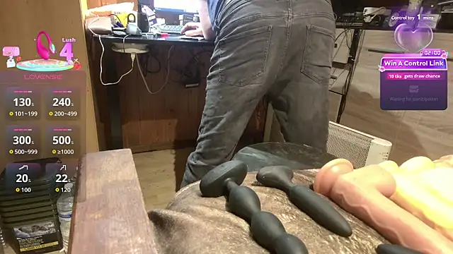 misteryman1956 online show from 06.15.26