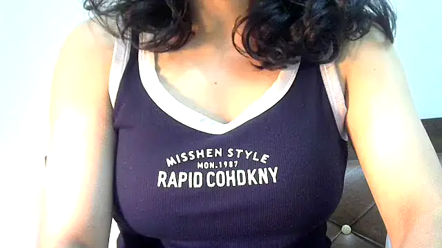 Snapshot of phuljhadi chatting on 02.04.25 phuljhadi online show from 02.04.25