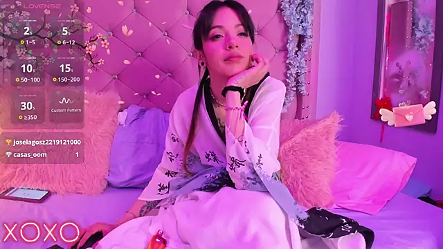 lauren evans96 online show from 02.06.25