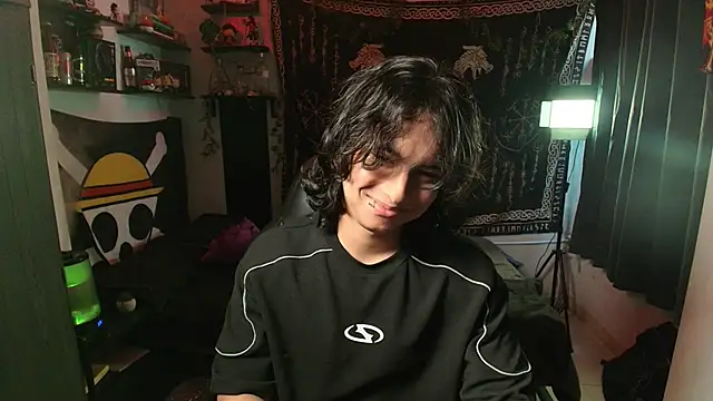 Snapshot of kairozz chatting on 02.24.26 kairozz online show from 02.24.26