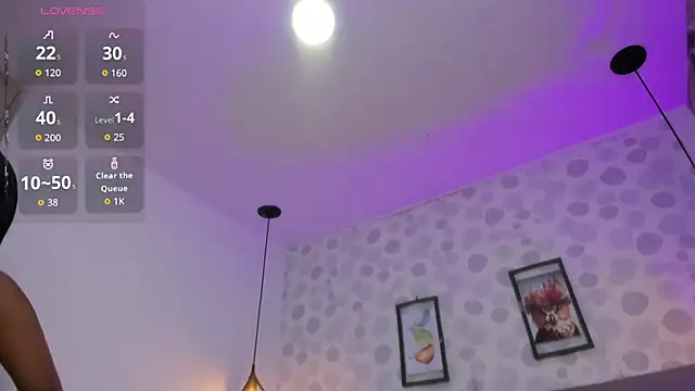 nicole  parker1 online show from 04.16.26