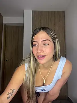 Snapshot of Issabela_G1 chatting on 02.09.25 Issabela G1 online show from 02.09.25