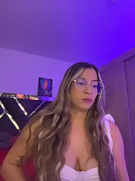Snapshot of Issabela_G1 chatting on 07.20.26 Issabela G1 online show from 07.20.26