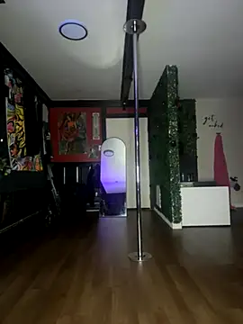 Luluof online show from 10.02.25