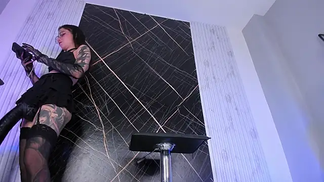 Snapshot of amber__blair chatting on 03.16.25 amber  blair online show from 03.16.25