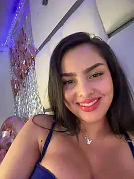 Snapshot of Maddy_Rouse_ chatting on 01.15.25 Maddy Rouse  online show from 01.15.25