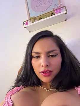 Snapshot of Maddy_Rouse_ chatting on 03.17.25 Maddy Rouse  online show from 03.17.25