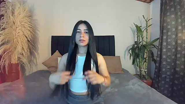 Snapshot of ChloeTurner_ chatting on 01.22.25 ChloeTurner online show from 01.22.25