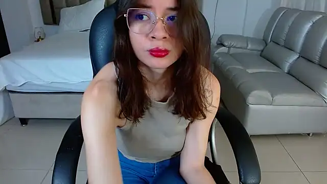 zoecruzz online show from 02.12.26