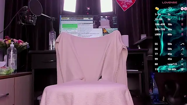 Raissa sky26 online show from 01.13.25