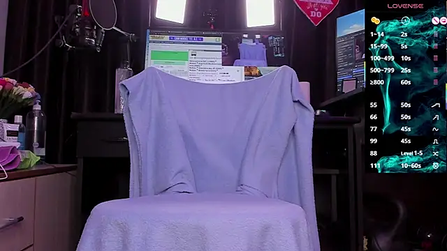 Raissa sky26 online show from 03.07.25