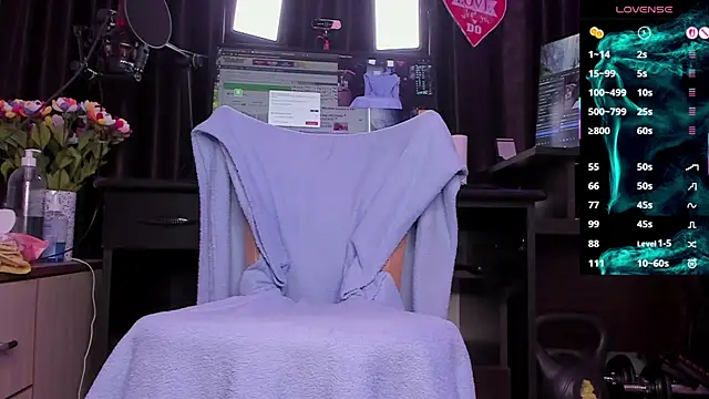 Raissa sky26 online show from 04.10.26