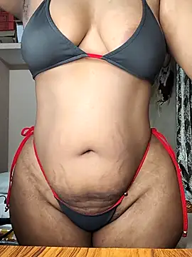 Snapshot of susmithasushi81 chatting on 09.22.25 susmithasushi81 online show from 09.22.25