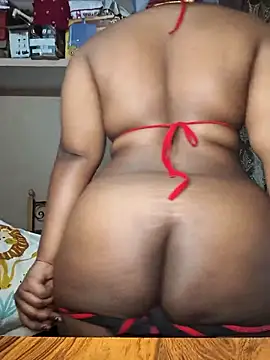 Snapshot of susmithasushi81 chatting on 10.13.25 susmithasushi81 online show from 10.13.25