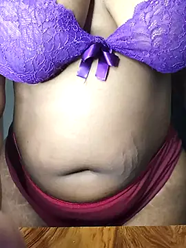 Snapshot of susmithasushi81 chatting on 10.21.25 susmithasushi81 online show from 10.21.25