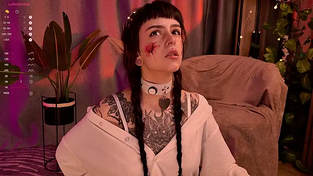 MichaellaMoon online show from 01.16.25