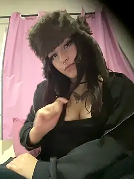 Snapshot of belletotosa chatting on 10.10.25 belletotosa online show from 10.10.25