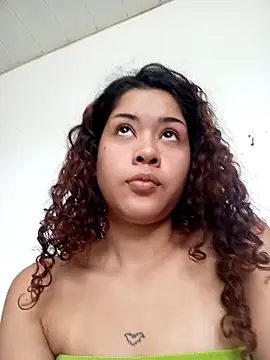 Snapshot of Caccau_scorpion chatting on 10.05.25 Caccau scorpion online show from 10.05.25