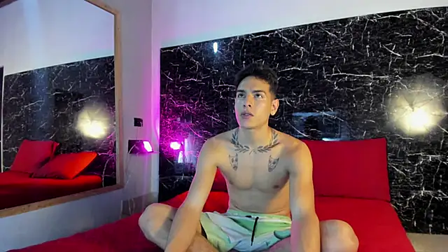 Snapshot of Couplehot__1 chatting on 01.07.25 Couplehot 1 online show from 01.07.25