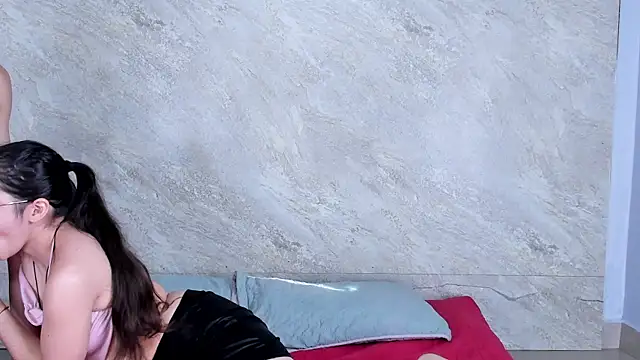 Snapshot of Couplehot__1 chatting on 09.08.25 Couplehot 1 online show from 09.08.25