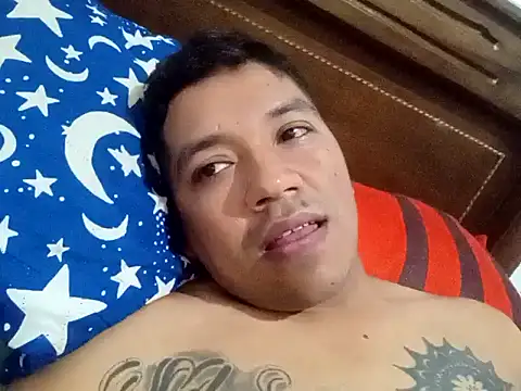 Snapshot of angelito0219 chatting on 12.02.24 angelito0219 online show from 12.02.24