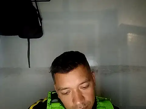 Snapshot of angelito0219 chatting on 02.03.25 angelito0219 online show from 02.03.25