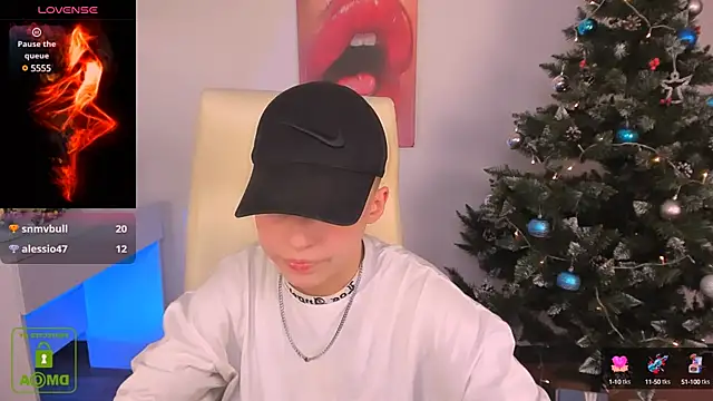 Dolly  Queen  online show from 12.21.24