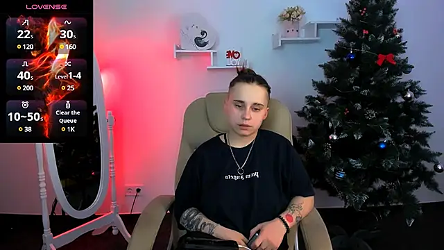 Dolly  Queen  online show from 01.13.25