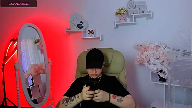 Dolly  Queen  online show from 02.14.25