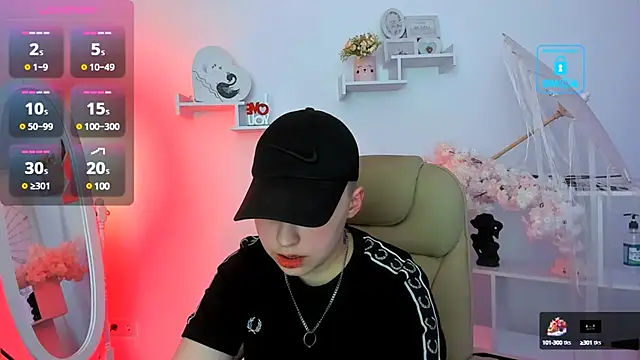 Dolly  Queen  online show from 02.24.25