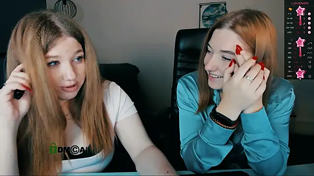 Snapshot of daisy_candy chatting on 12.02.24 daisy candy online show from 12.02.24