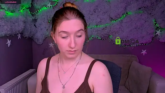 Snapshot of daisy_candy chatting on 05.23.26 daisy candy online show from 05.23.26