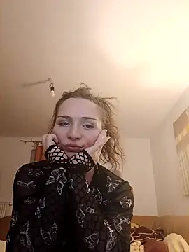 Snapshot of ludovika09 chatting on 05.14.26 ludovika09 online show from 05.14.26