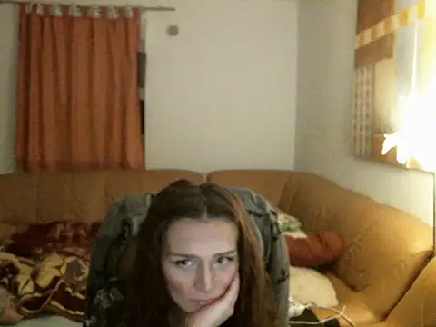 Snapshot of ludovika09 chatting on 05.19.26 ludovika09 online show from 05.19.26