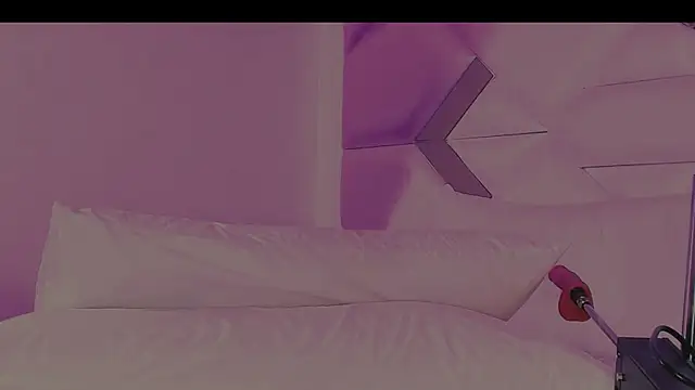 StormyButty18 online show from 04.28.26