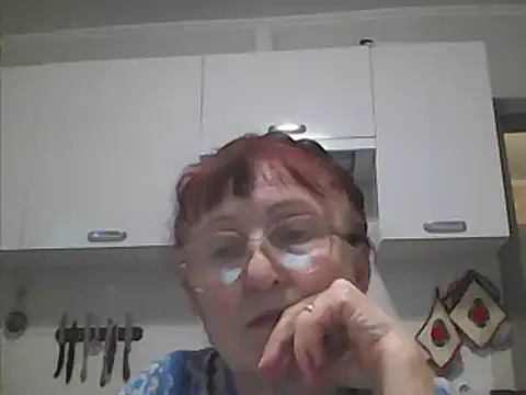 Snapshot of TanyaSweet634 chatting on 01.28.25 TanyaSweet634 online show from 01.28.25