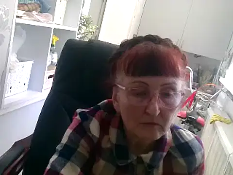 Snapshot of TanyaSweet634 chatting on 02.20.25 TanyaSweet634 online show from 02.20.25