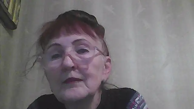 Snapshot of TanyaSweet634 chatting on 10.10.25 TanyaSweet634 online show from 10.10.25