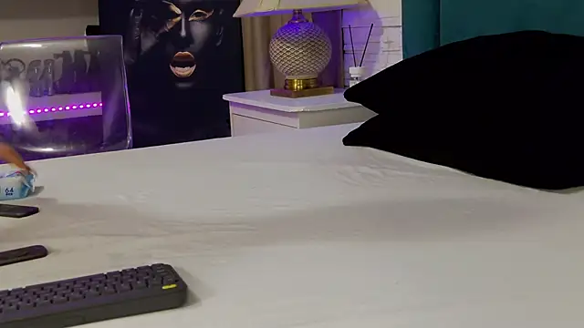 FeetVibe online show from 02.05.26